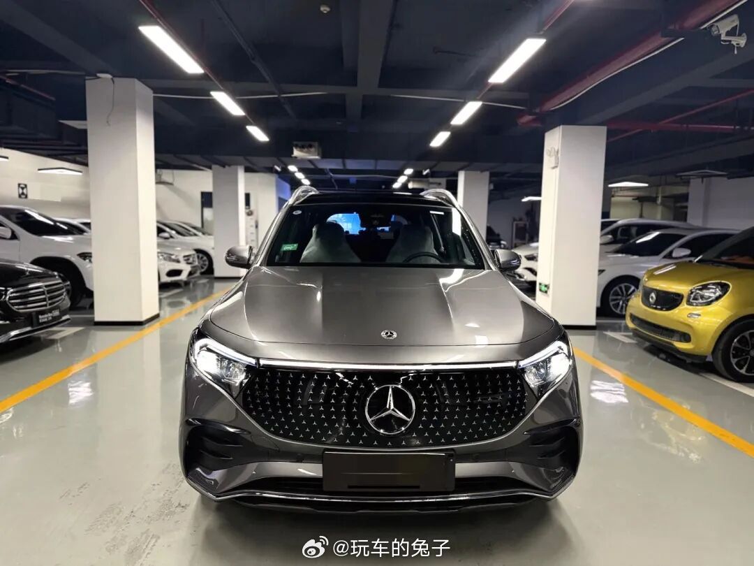 现在的合资纯电车有多便宜，我就拿奔驰EQB 为例。奔驰EQB 260：· 指导价