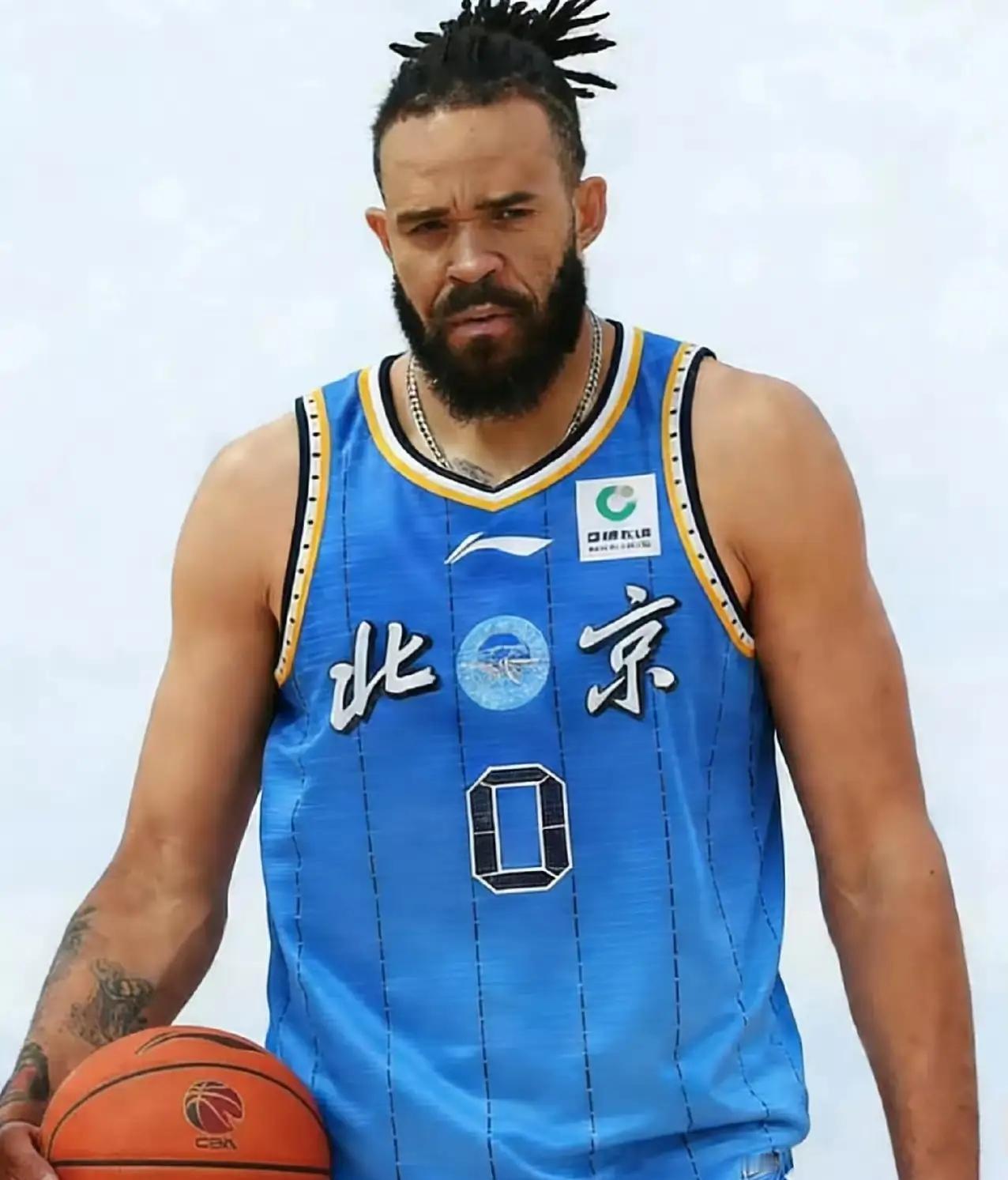 麦基150万美金保底薪水在CBA能排第几？
麦基 & CBA近3年顶级外援薪水对