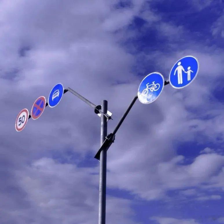 世界上，没有挤不出的时间，只有不想赴的约。每一个选择，都是内心的取向。#情感##