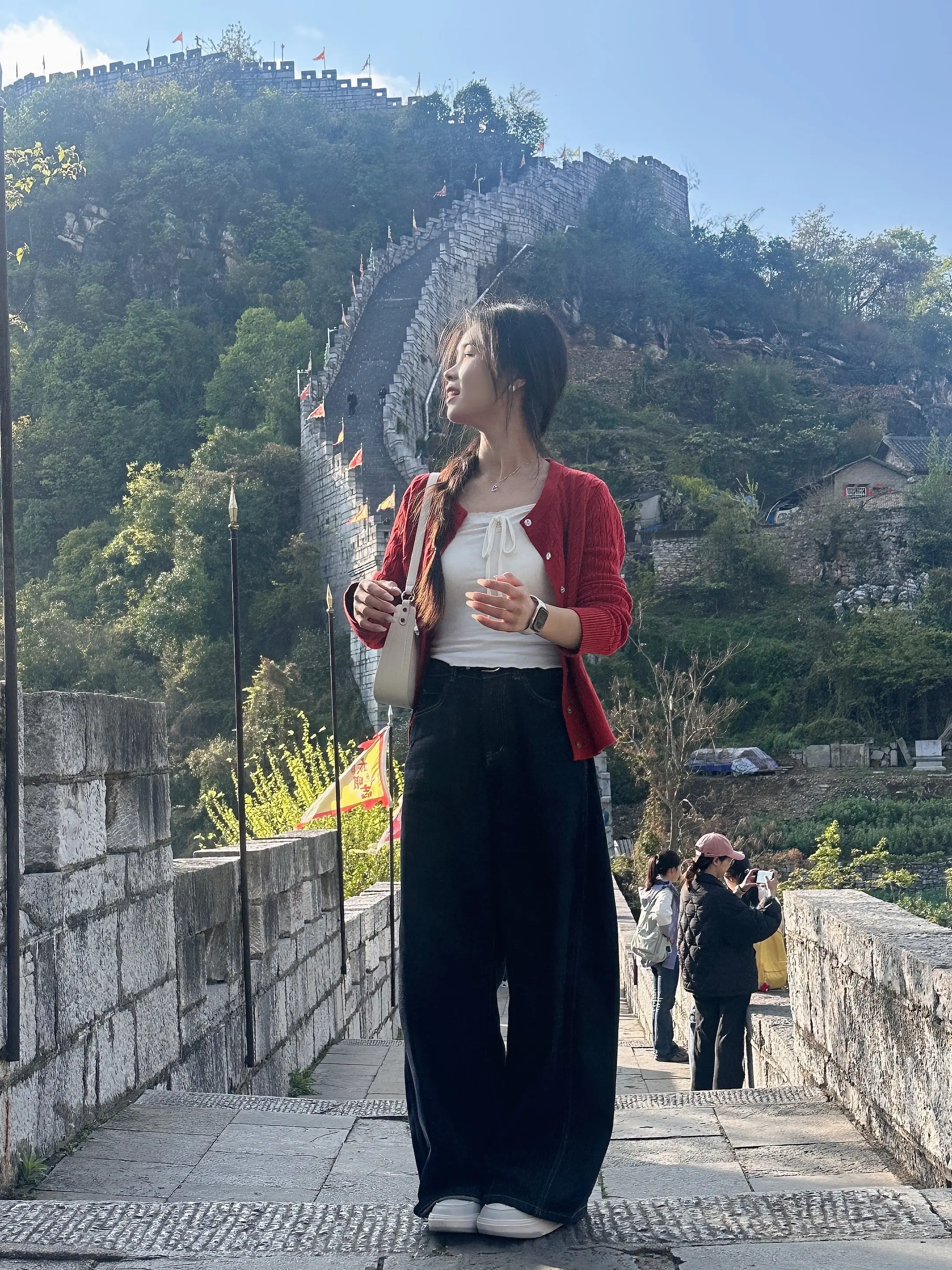 后来我更喜欢思想成熟，稳重大方，有担当，格局比我大，眼光比我长远，教我...