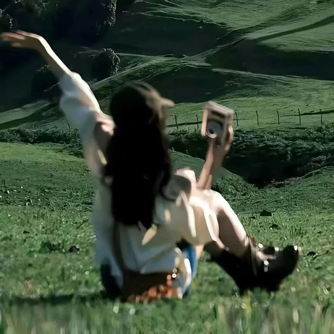 𝗟𝗶𝗳𝗲 𝗶𝘀⸝⸝⸝ᵒ͜͡ᵏᵎ敏感和彷徨是天赋，说明你不会麻木。 