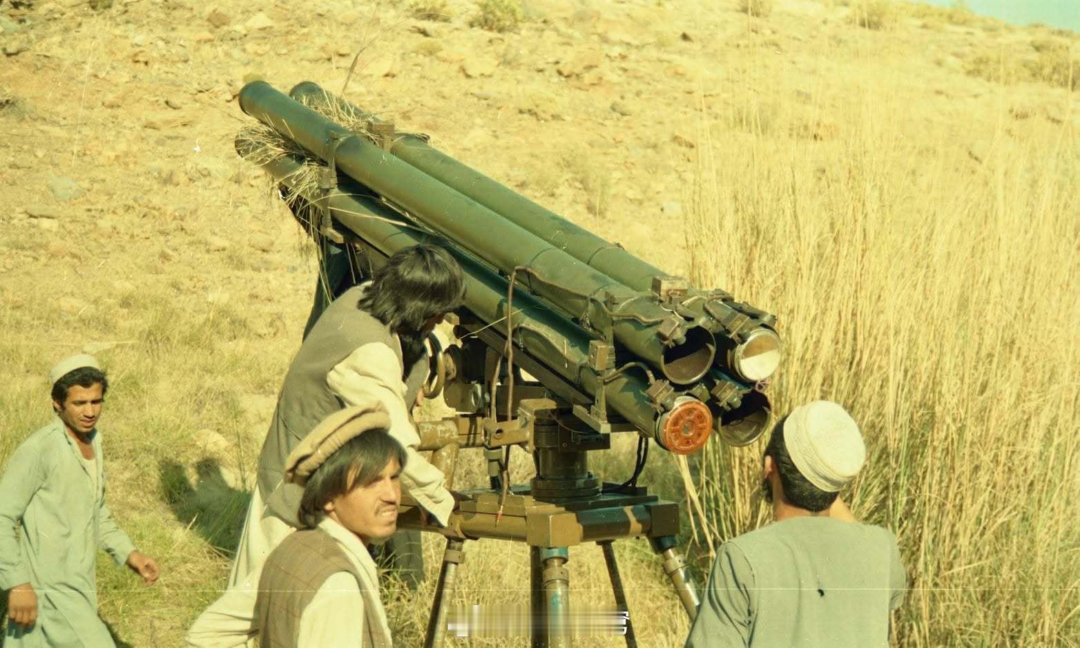 1989 年，阿富汗圣战者使用了由，美国中央情报局提供的埃及 Sakr RL-4