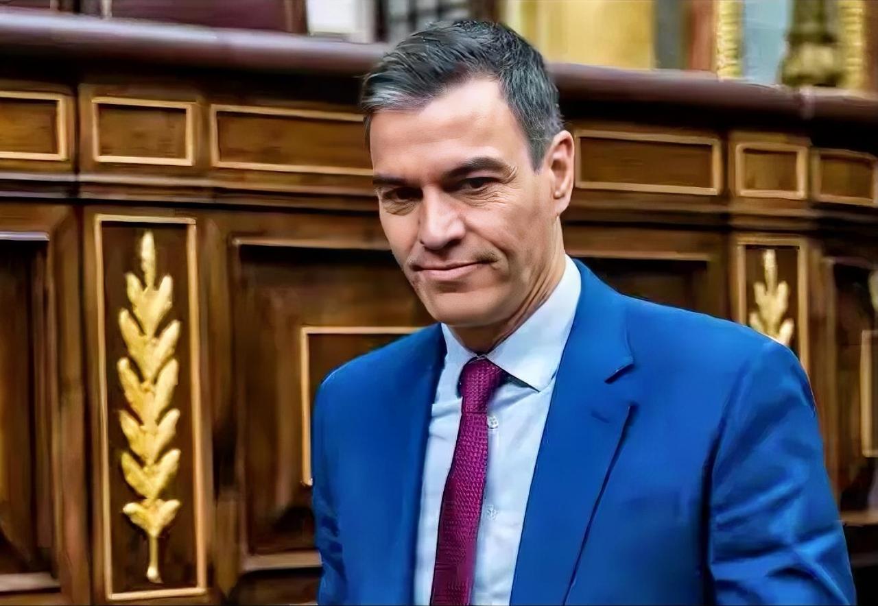 就在刚刚，西班牙宣布，对参与美伊战事的军用飞机关闭领空！

据央视新闻消息，当地