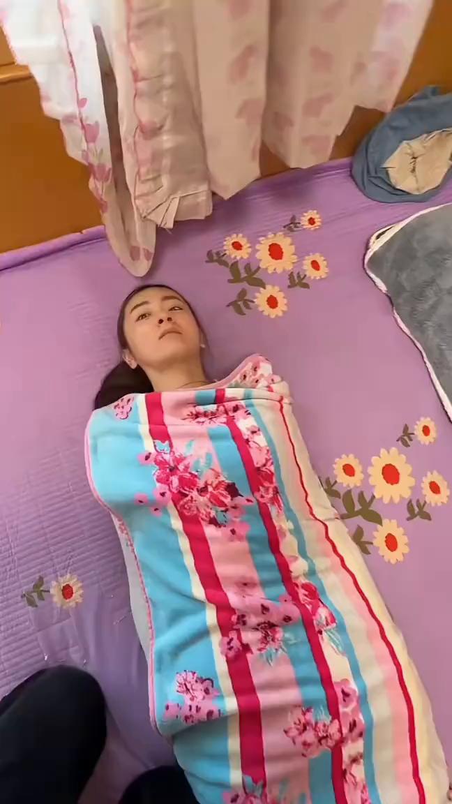 服服不服，算了你别笑。