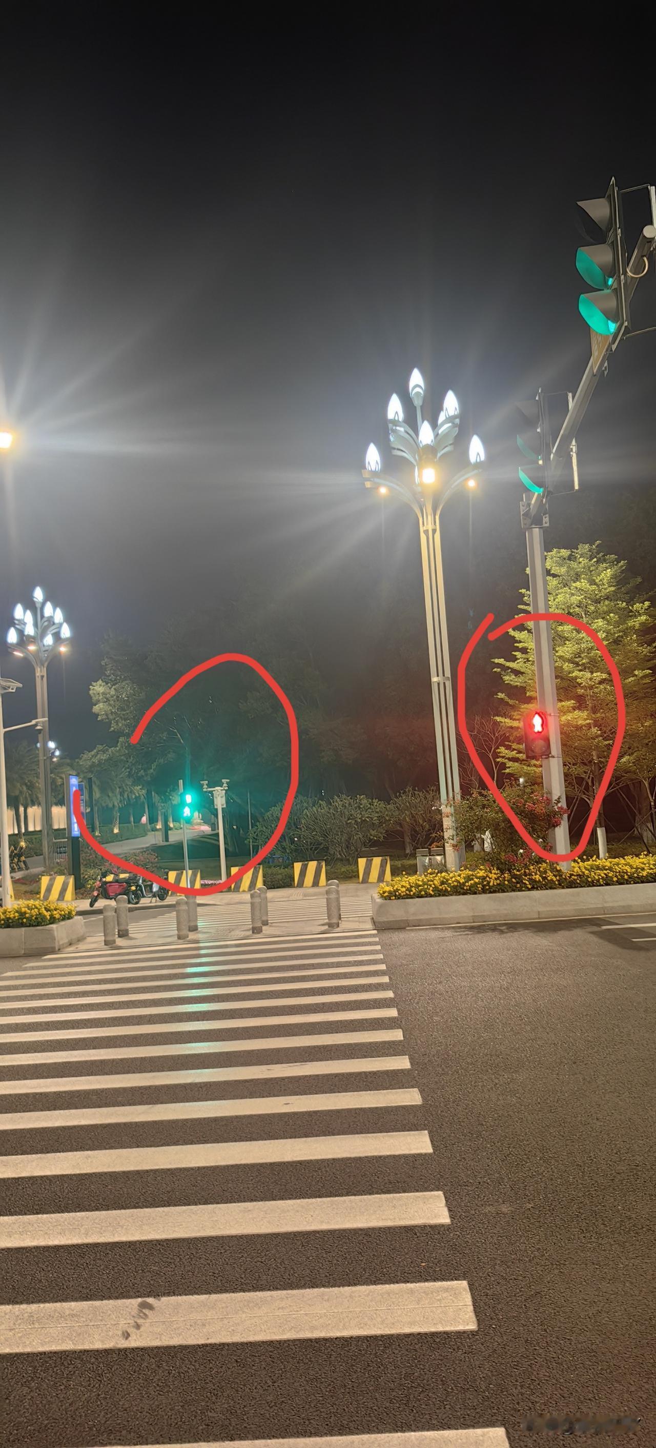 广州的行人道红绿灯设置很有特点，会在路中间也设一个红绿灯，当人行走到路中间时要停