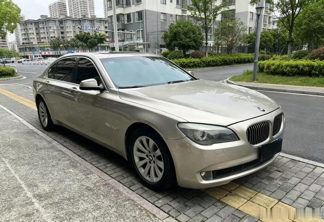 09年宝马740Li 一手车 18万公里 车况极品 费用到下半年 批发价格3万2