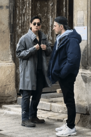 彭于晏布达佩斯偶遇彭于晏 本周我完成了连续7天铁粉打卡，与的铁粉值额外增加1分！