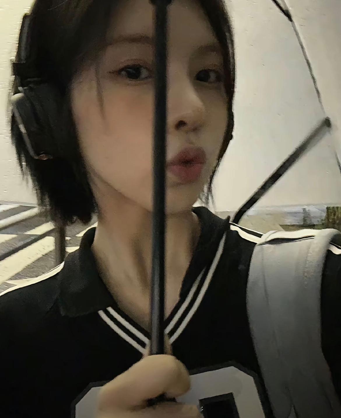 这个裴真率真的有点帅啊[捂嘴哭] ​​​