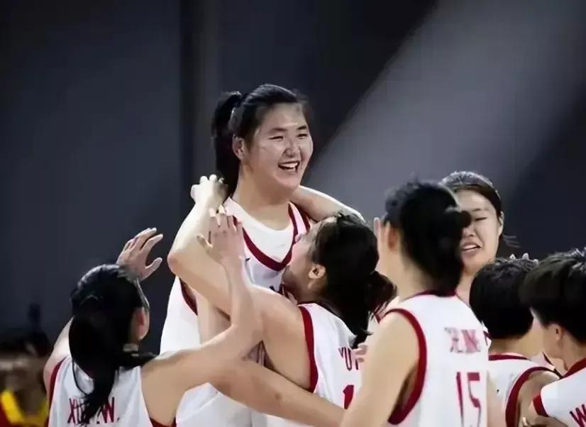 五位未能入选奥运女篮但实力出众的球员：

1：刘禹彤，中锋位置，以力量见长，被誉