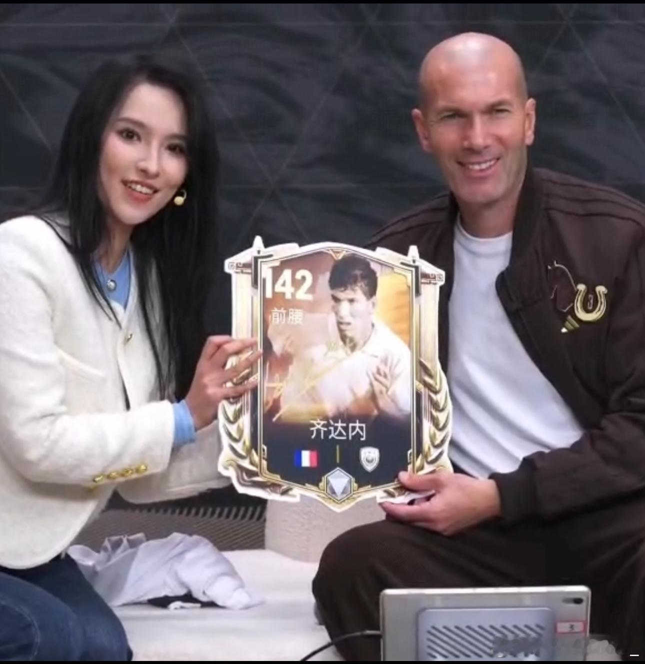 感谢FC品类游戏的各位领导老师和工作人员FC品类游戏嘉年华传奇现场圆满成功今天成