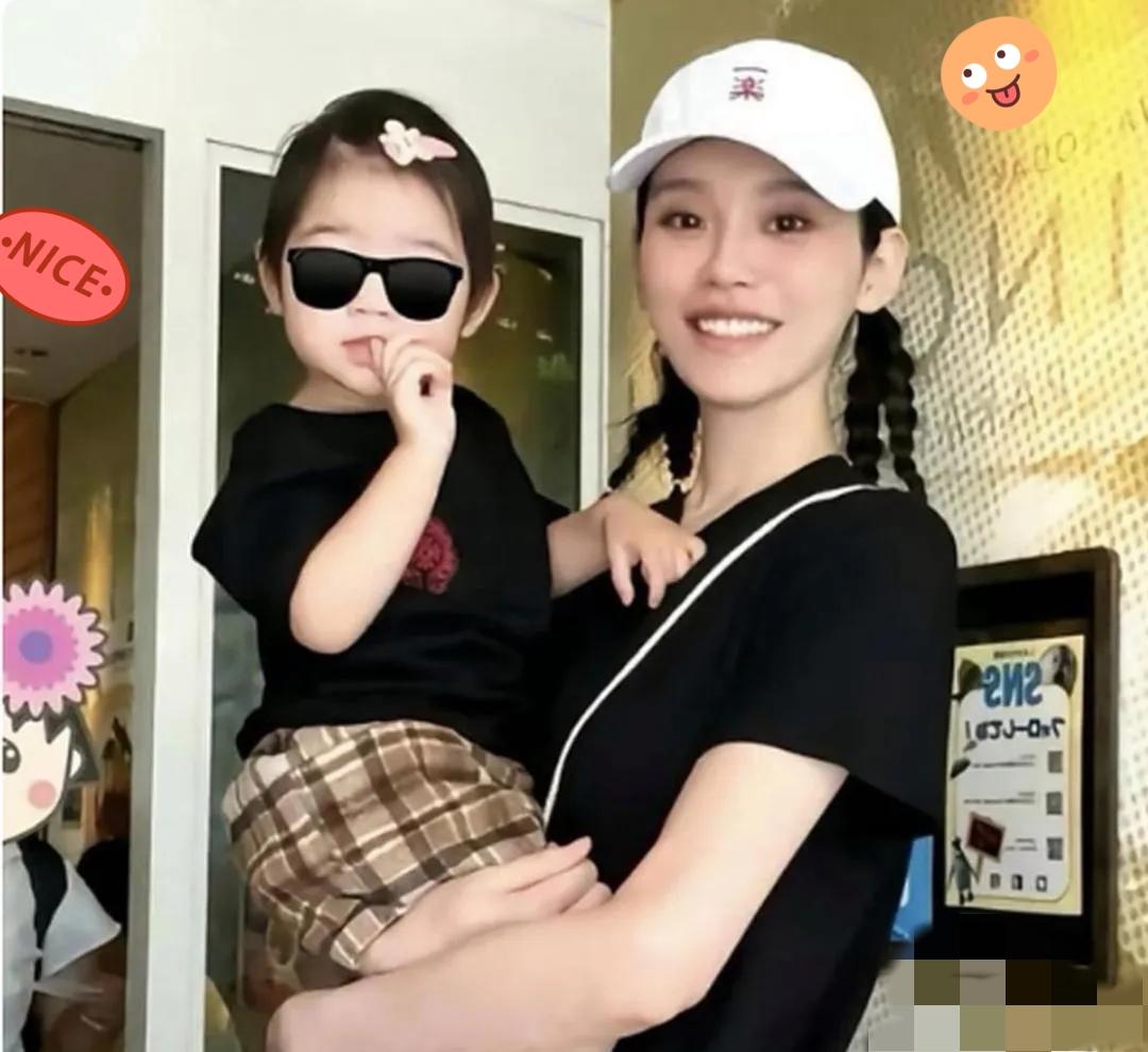 奚梦瑶一句“剖两胎不咋疼”直接炸了热搜，网友扒出她一胎做的是26万的腹膜外剖腹产