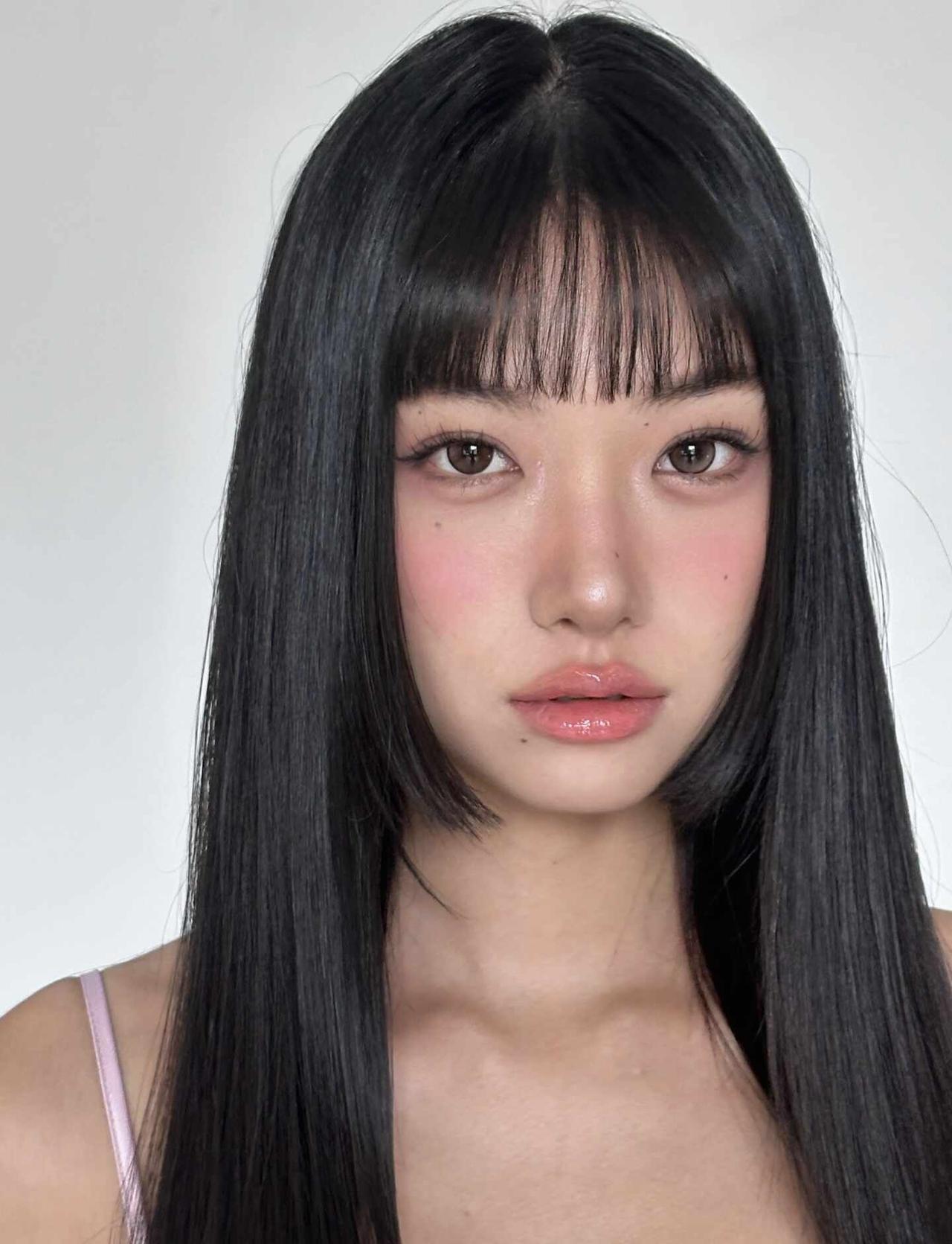 方桃子真人版👧🏻
今天面试又没选上，妈妈说不要怕失败 起码你经历过了，走的每