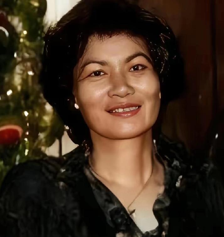 16岁少女血书惊动高层！
背后的故事令人动容

你能想象吗？

一位年仅16岁的