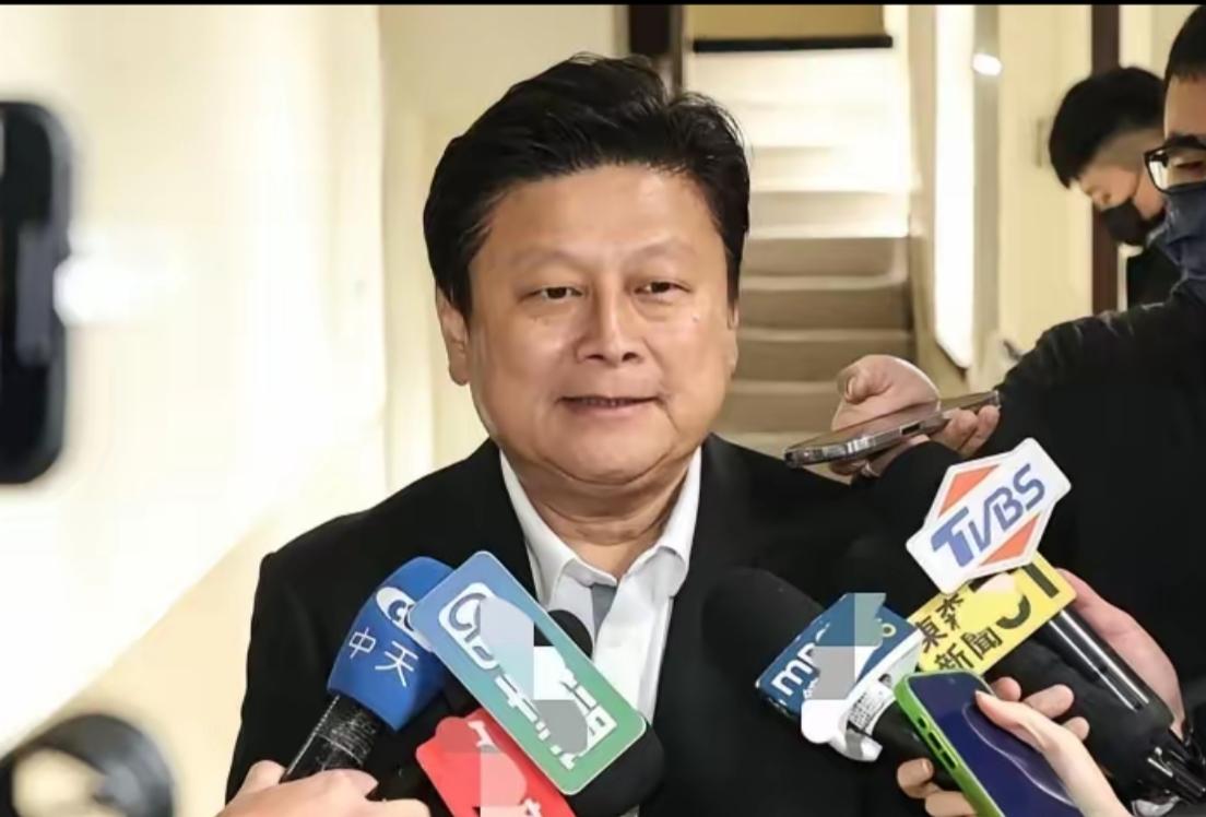 国民党主席郑丽文今天即将结束参访大陆的行程，下午搭机返台。国民党团总召傅昆萁表示