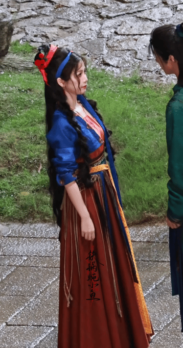 求被何盼摸头教程 