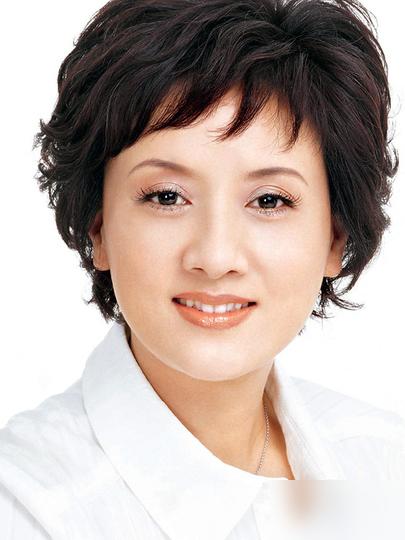 一个女人最大的失败是没孩子，这条评论一万多人点赞，你敢信？
另一边，陈紫函停工
