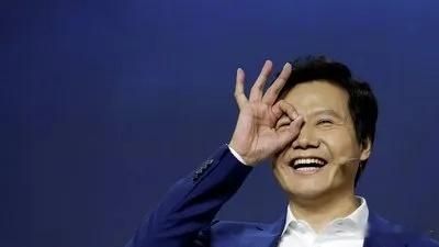 雷军翻车了？有人说，雷军雷军，雷中有电，军中有车，注定造电车。这是关于雷军进军电