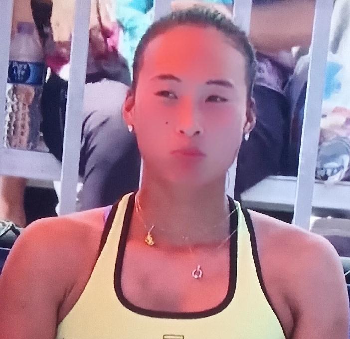 首胜来了！郑钦文2-0斯蒂芬斯，强势晋级迈阿密32强！
        北京时间