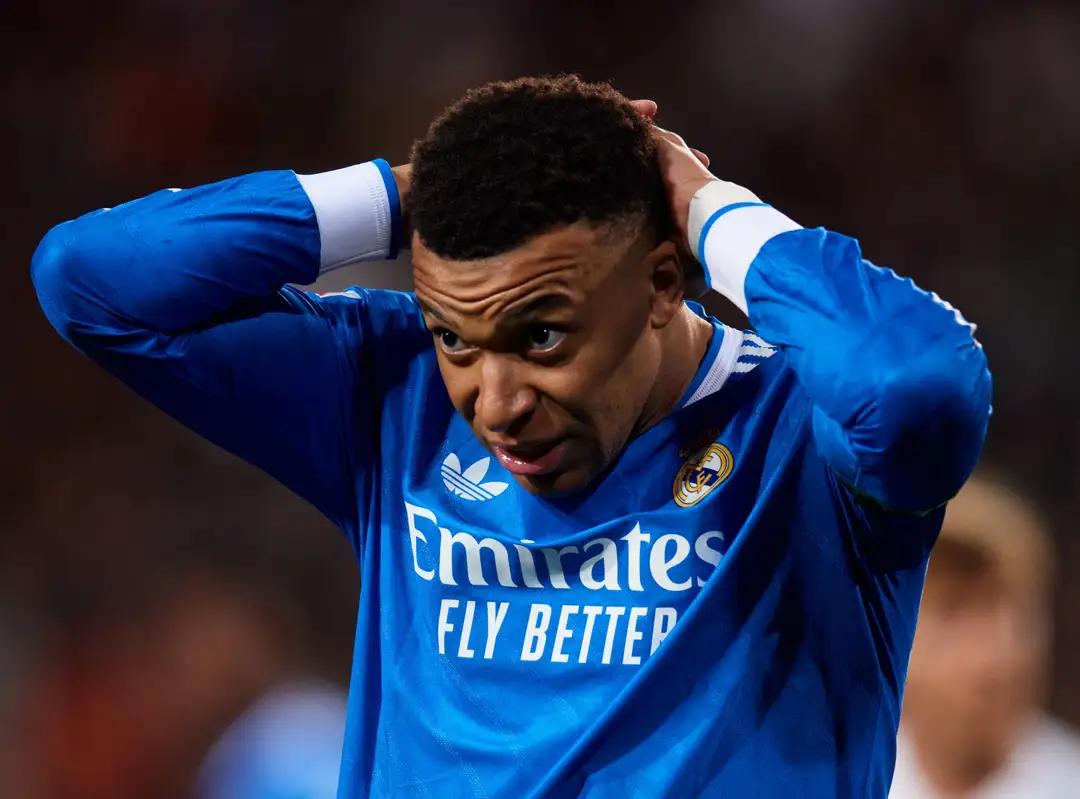 【本菲卡期待翻盘在即，姆巴佩确定缺席皇马这一战】穆里尼奥的支持者听到了一个好消息