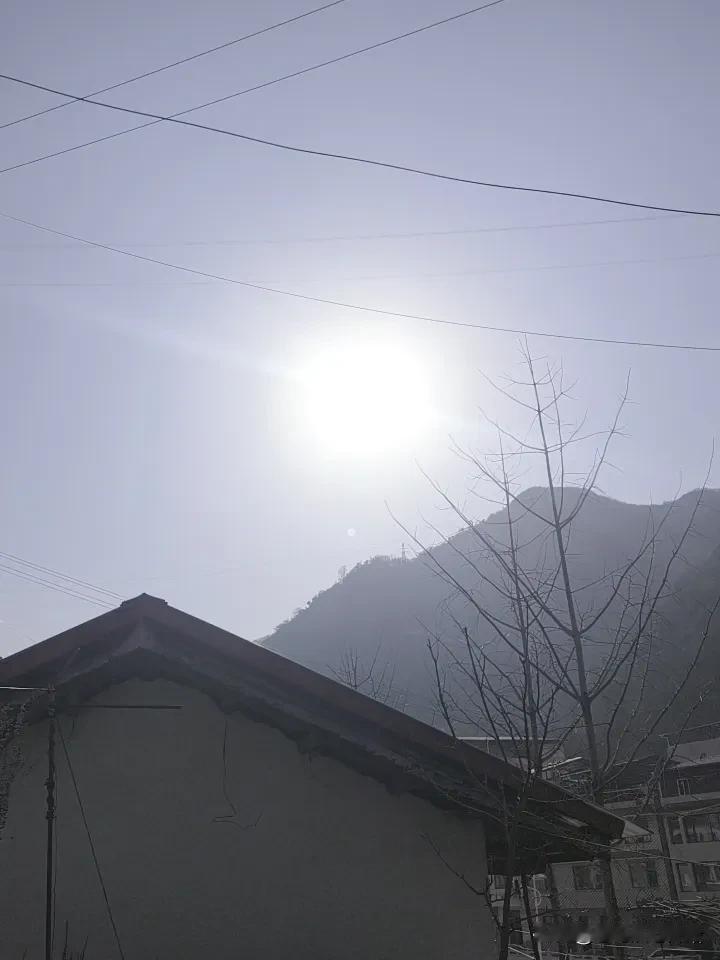 不生病，不困难，不身处人生最低谷，你根本就无法体会人情冷暖和人性最丑陋的一面。很