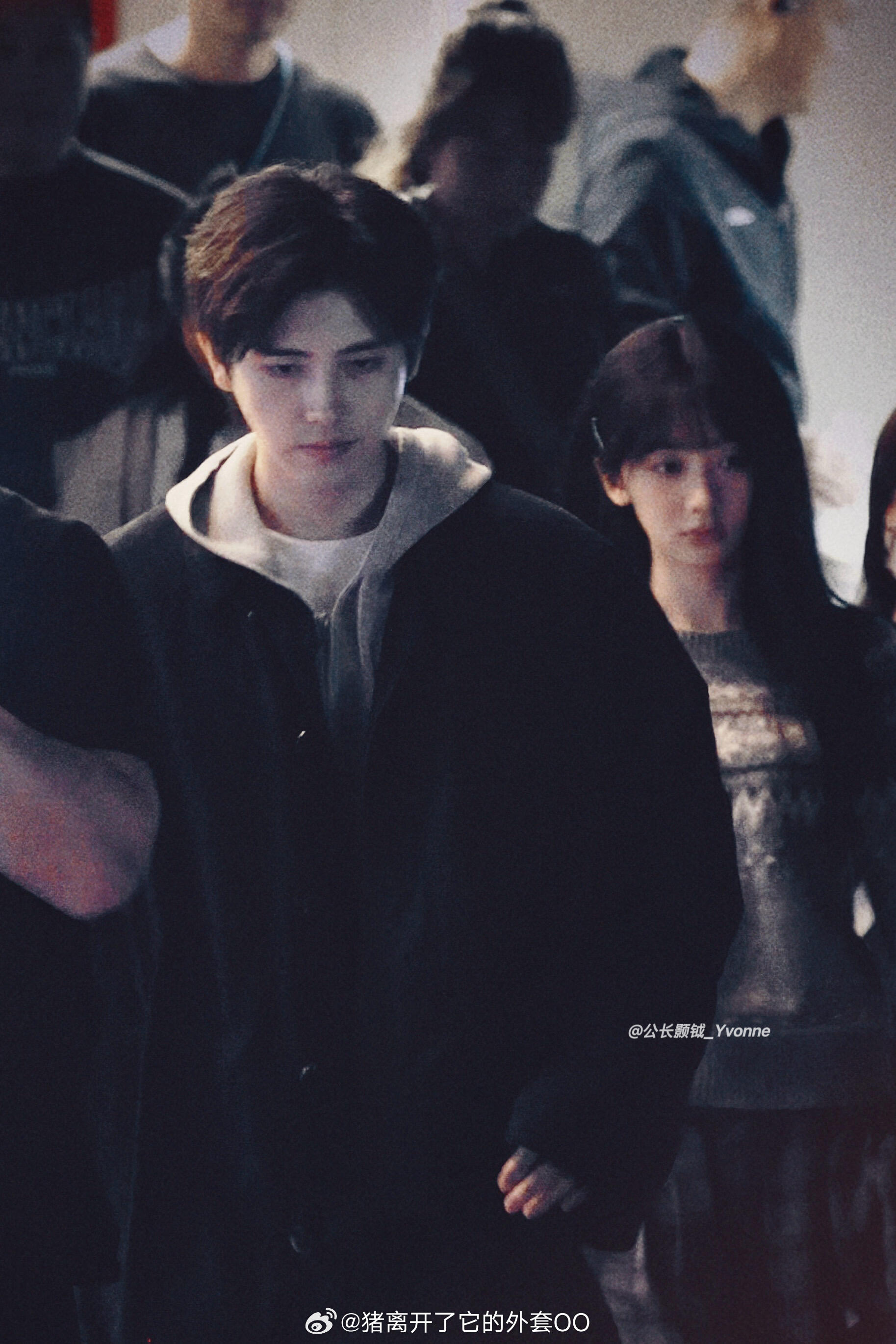 陈飞宇王影璐《见春天》今日同框路透！