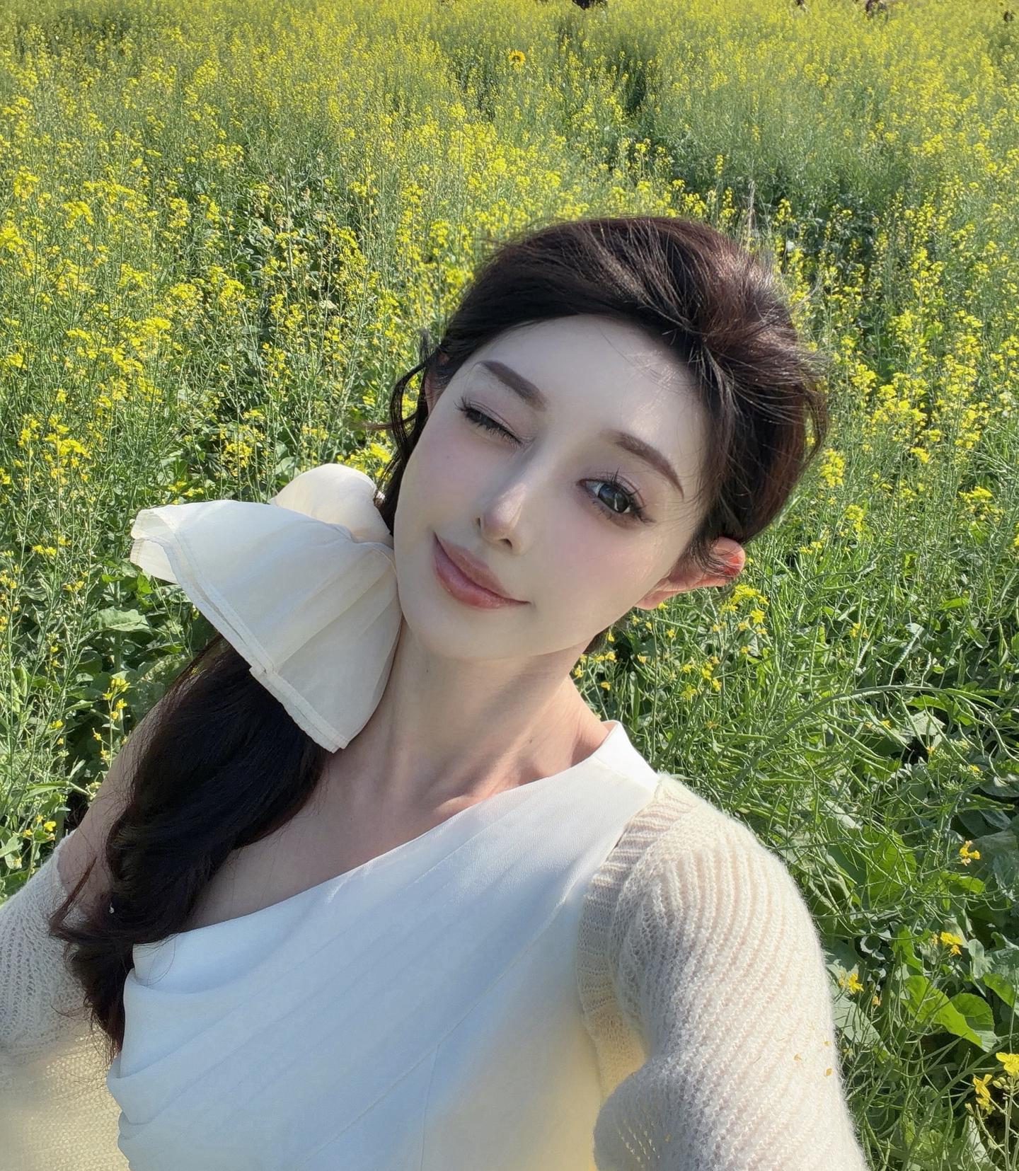 油菜花开好运自来。