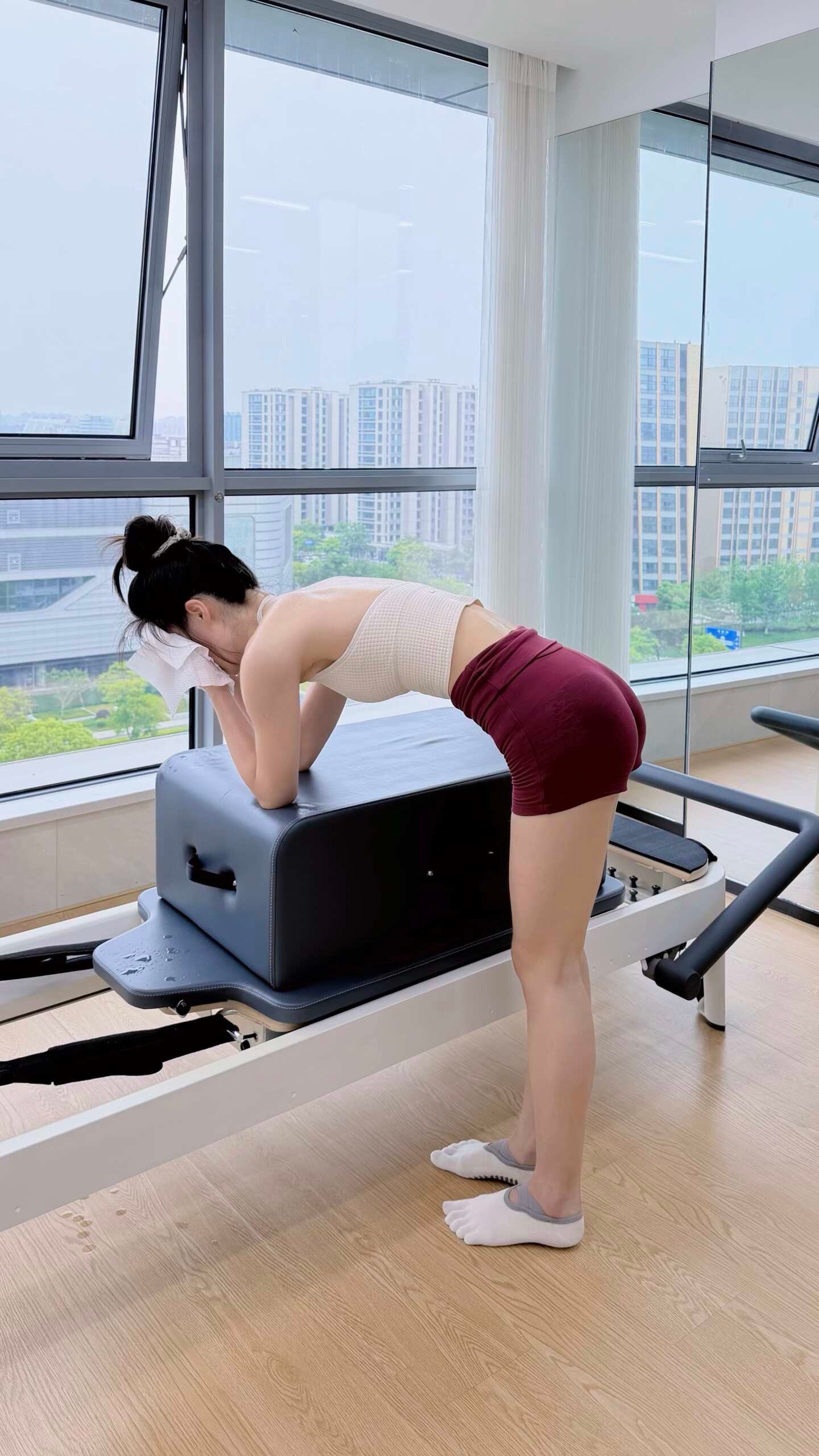 已练不欠汗水打湿核心床一次更比一次强  ​​​