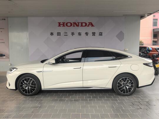 比亚迪 海豹07DM-i 25款 1.5L 插混尊贵版