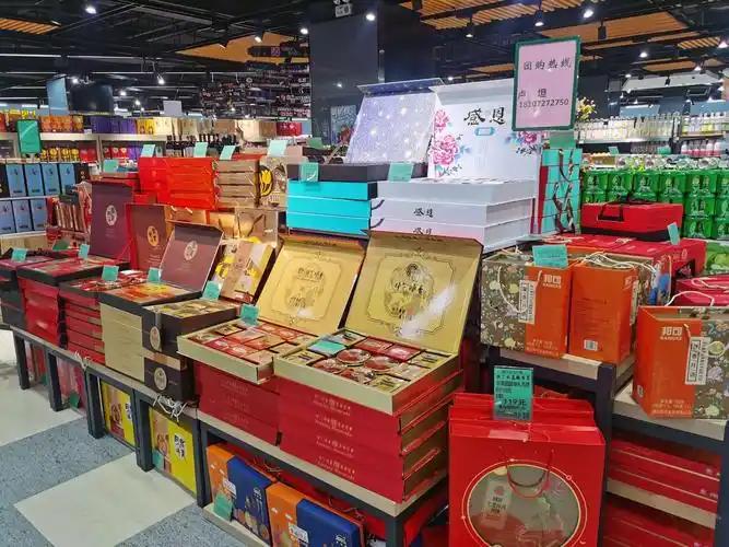 大家发现了吗？今年的月饼卖不动了！2026中秋月饼市场数据显示，今年高价月饼礼盒