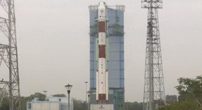 印度航天又出洋相了，2026年新年首场发射直接拉胯，16颗珍贵卫星全打了水漂，更