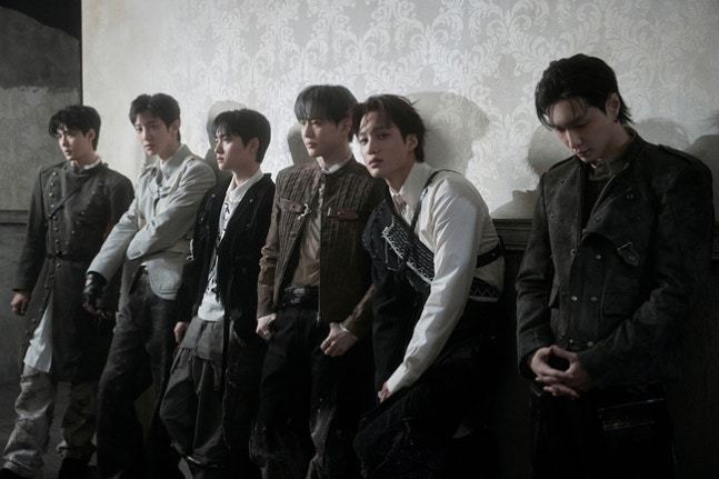 【osen】[EXO再次书写了K-POP新篇章]2月26日上午，EXO于1月19