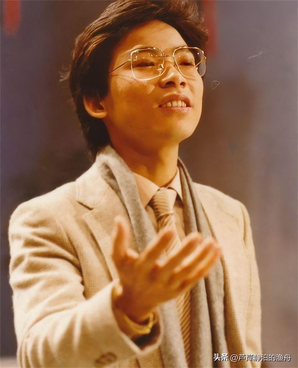 1982年真是充满波折的一年啊！日本文部省公然篡改侵华历史教科书，激起黄霑满腔愤