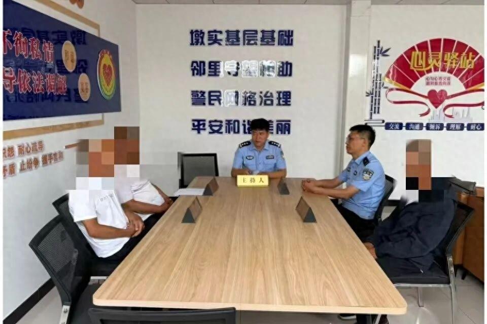 “太冲动了！”山西阳曲县，两名村民因为一块土地的归属有了争议，慢慢攒下了隔阂。其