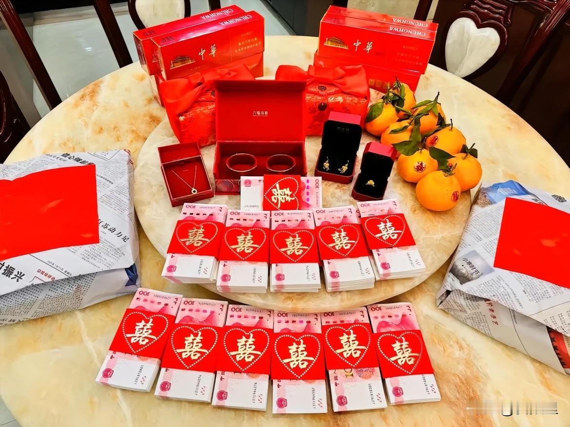国家终于对天价彩礼出手了！昨日举行的国务院常务会议提出：要加快建设生育友好型社会