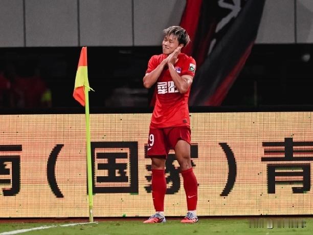 李明为国安完成最后两笔引援…北京国安FIFA转会禁令已解除，冬窗可正常引进外援，