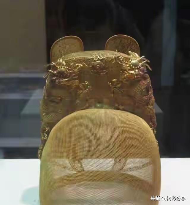 懂历史的，都知道明朝亡于万历皇帝，不是他打了三次仗，而是他清算了张居正。
   