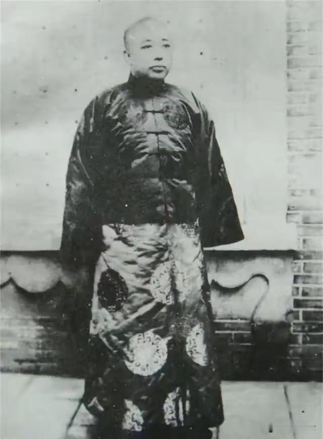 1929年帅府密令！张学良深夜下死手，老虎厅枪杀两大重臣，改写东北命运
 
19