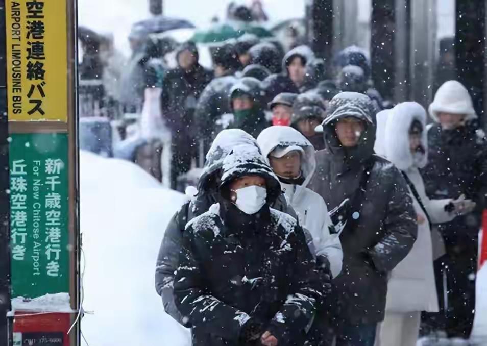 14死198伤，中日航线熔断后果显现，高市赌错了，美国帮不上忙？
您的消息提到“