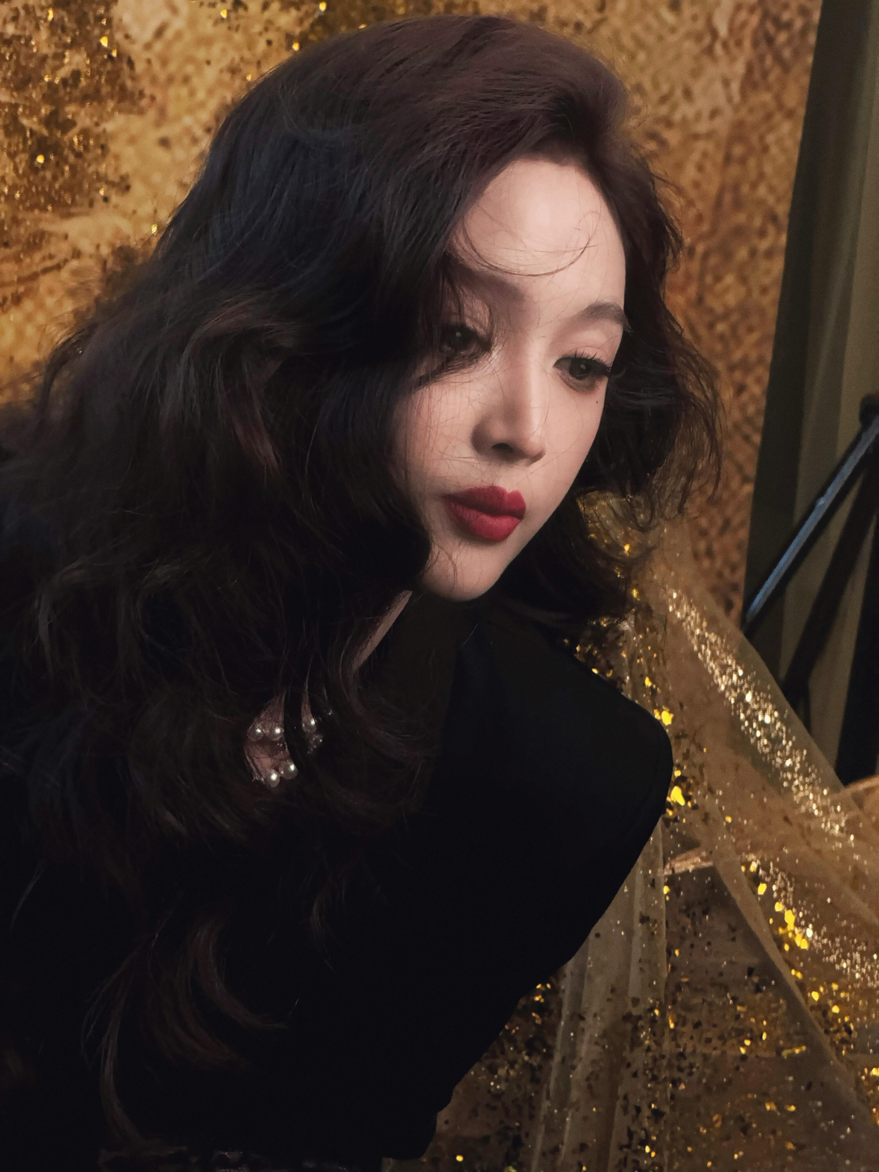 吴宣仪wxy2025流光盛典 秋意浓注意保暖哦，昨天很开心​​​