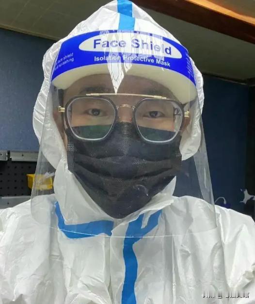 我不是药神，只是一位想救活儿子的父亲。”云南仅仅高中学历的爸爸，百般为患罕见病的