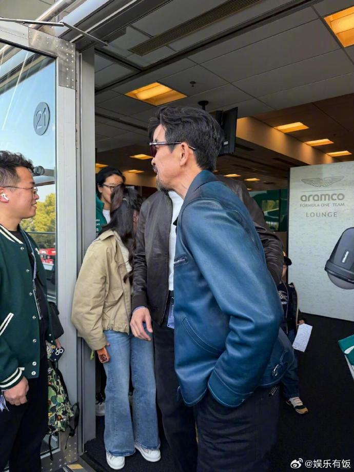 王千源黄景瑜同框 内娱两大硬汉同框！两位实力派演员站在一起就是气场全开啊！ 