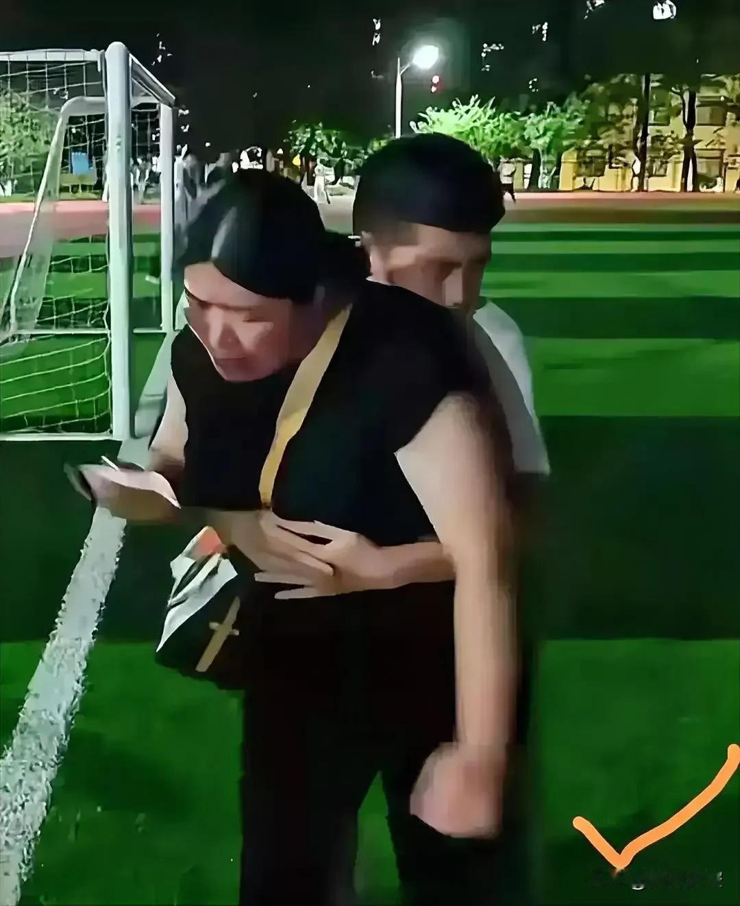 近日，“上海交大学生疑被校外人士殴打”的消息引爆网络。6月30日晚，上海交通大学