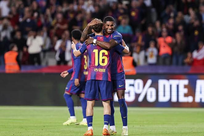 巴萨3-1埃尔切全场数据：控球49%-51%，良机5-1，射门17-9