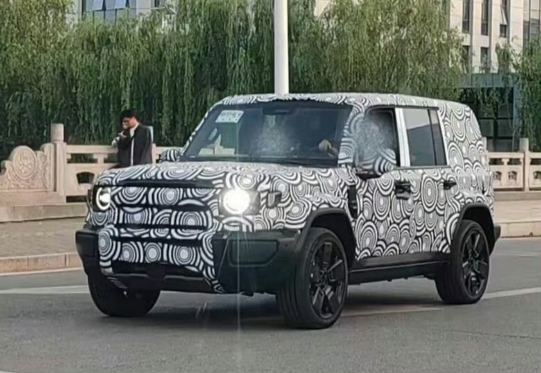 iCAR V27! 这尺寸! ​​​