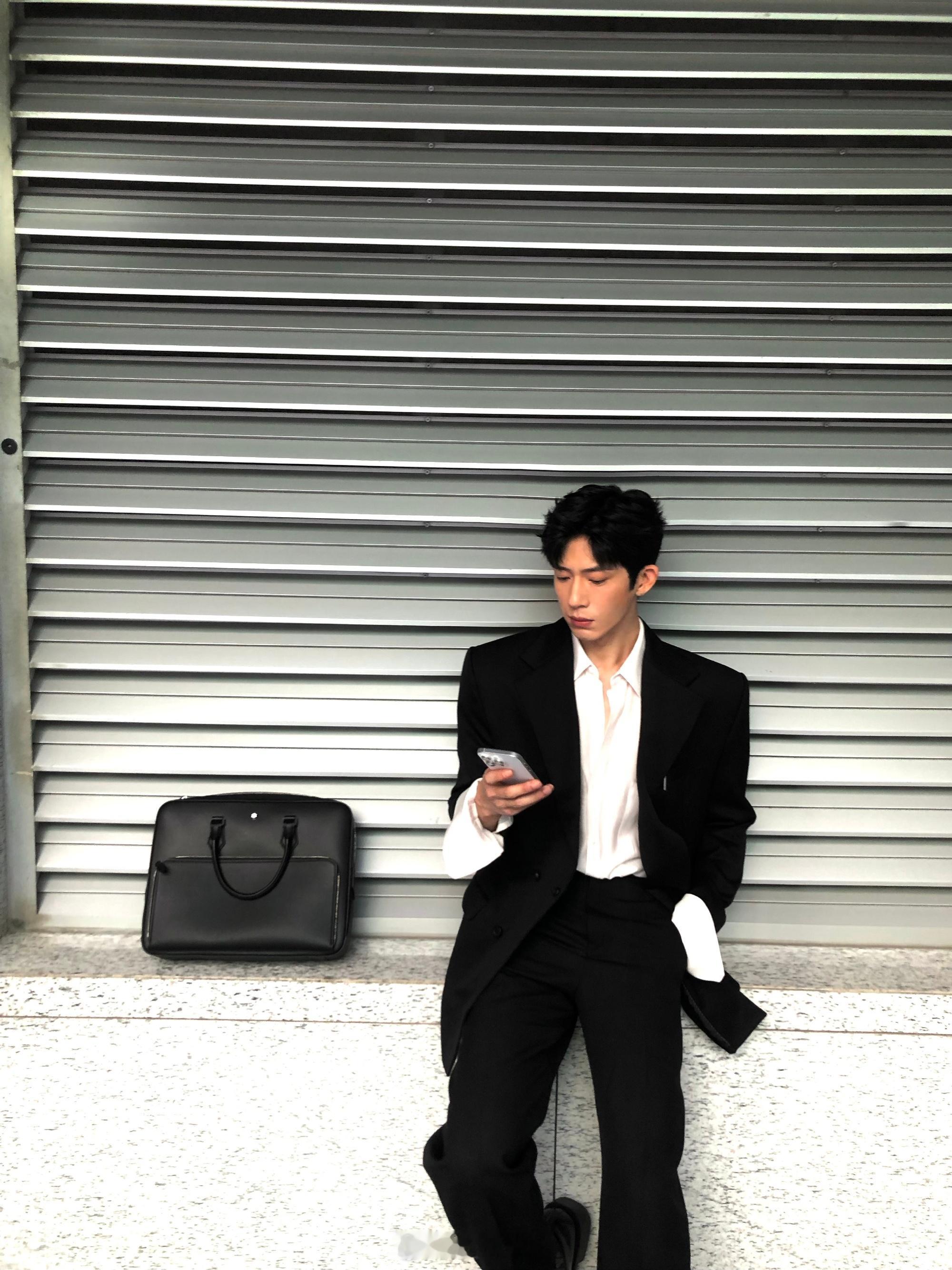 国台办回应早春晴朗在台湾热播 有台湾导演把关，有大陆演员撑场，这部剧从根上就带着