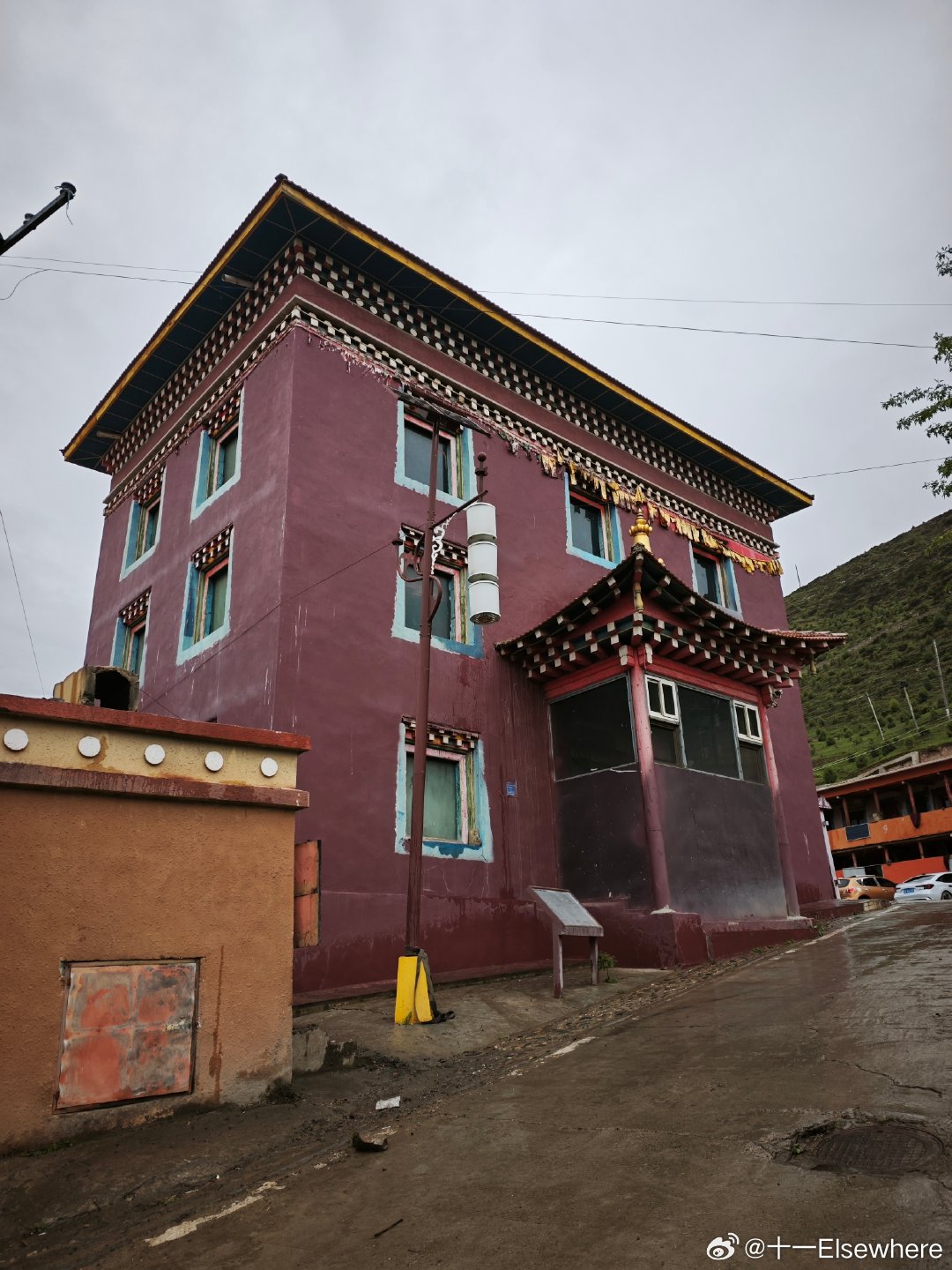 四川省阿坝州，壤塘县中壤塘镇，泽布基寺。 阿坝·壤塘