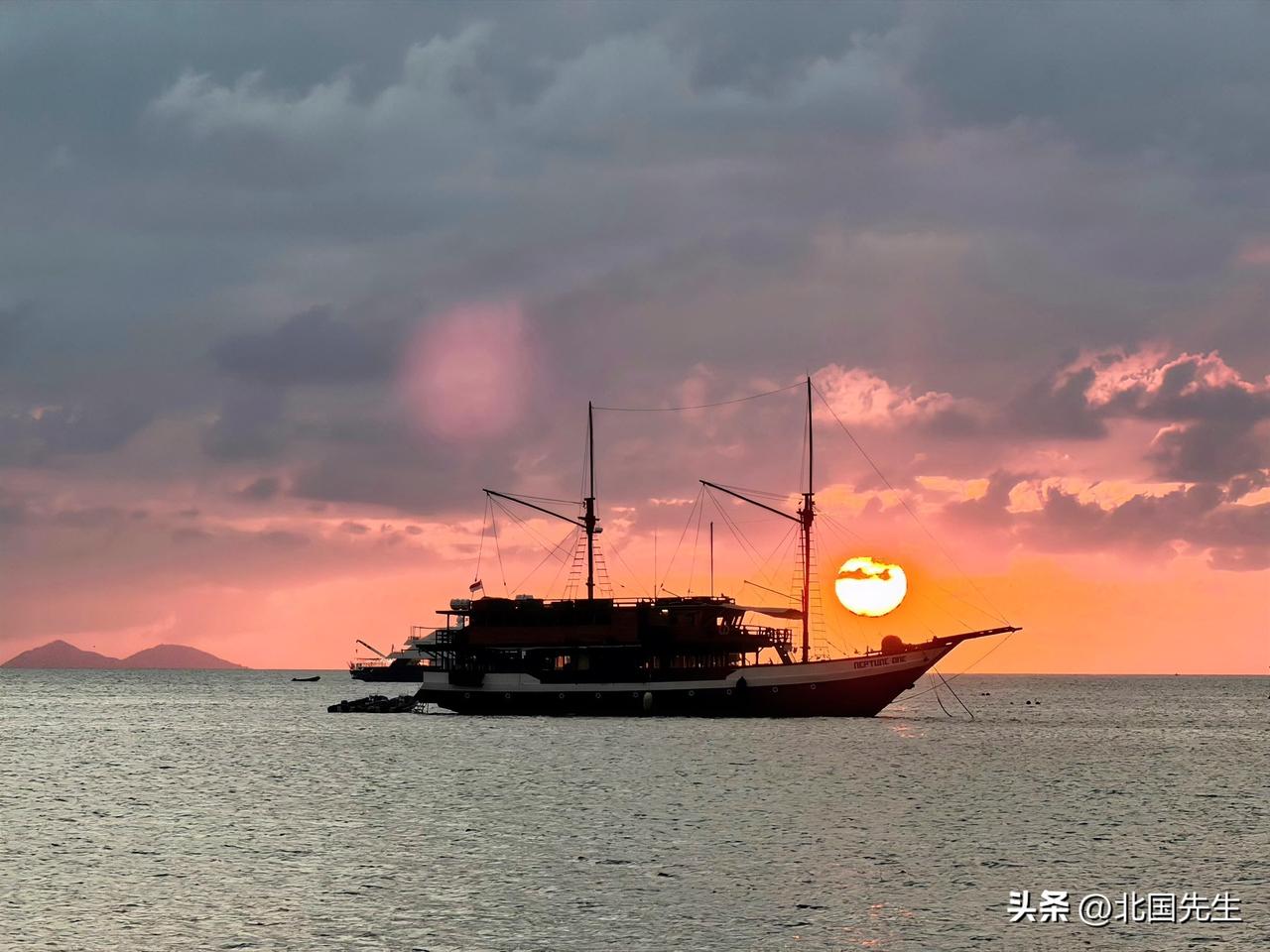 北漂，租城中村小破房，房东大妈上门摊牌！

刚大学毕业北漂，兜里没什么积蓄，城里
