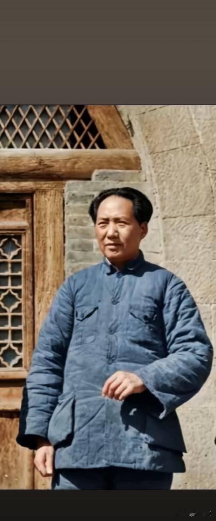 心中常怀崇敬，每刷到主席的照片，都是心怀敬仰，久久凝望！