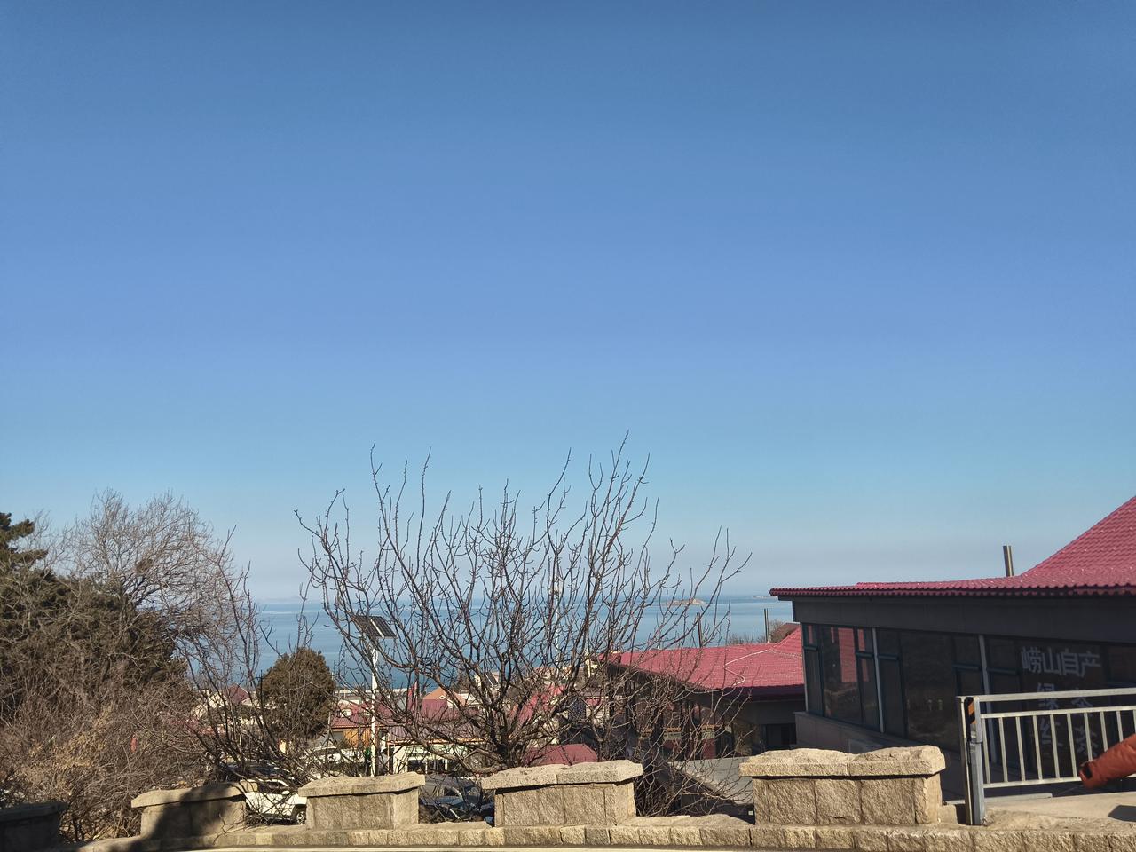 很喜欢一句话：
“沉没成本不参与重大决策，已有损失不影响当期决策。”
 
我一直