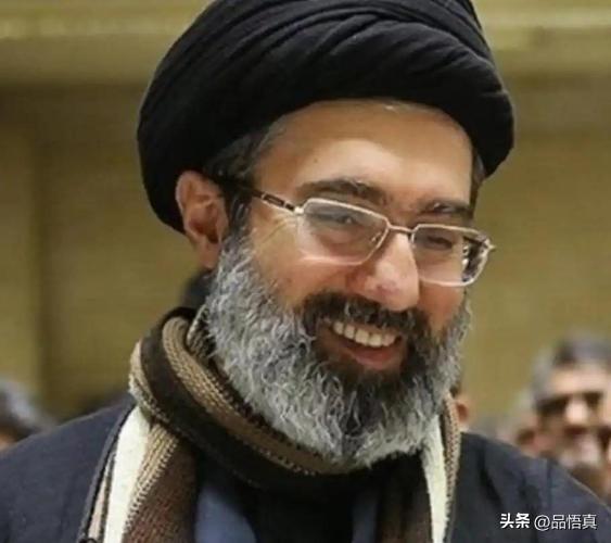 一边抛橄榄枝一边威胁，特朗普对伊朗新领袖施压，是在虚张声势吗？
一边说可以谈，一